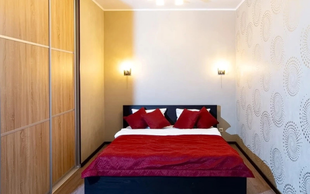 Апартаменты Hotel Home на проспекте Ленина 112
