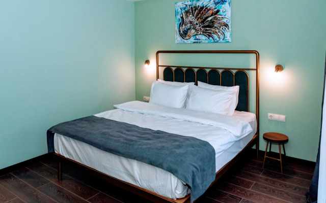 Guest rooms · Mestia — photo 10