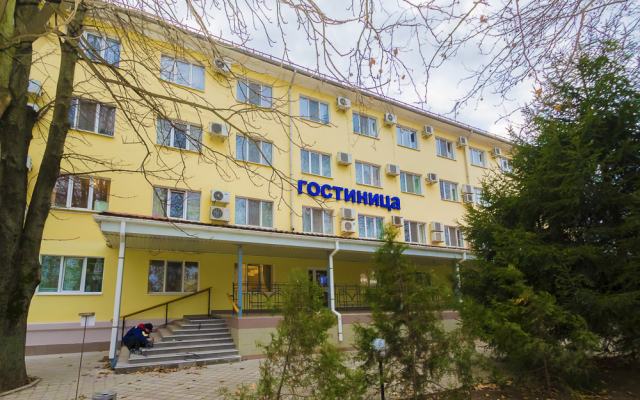 Гостиница Международный Аэропорт Краснодар вид на фасад