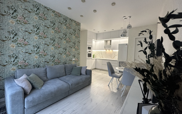 Квартира Дизайнерская Евротрешка Top Rooms в ЖК Зиларт