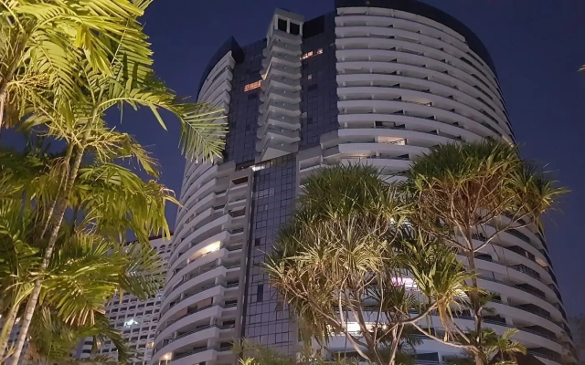 Апартаменты Jomtien Plaza Condotel