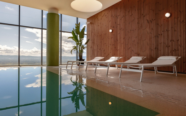 Курортный отель Kvareli Lake Resort