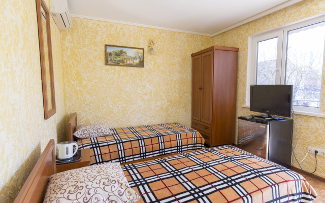 U Yudzhina Guest House