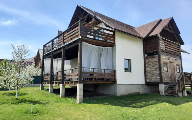 Мебелировванные комнаты Townhouse Klenovy
