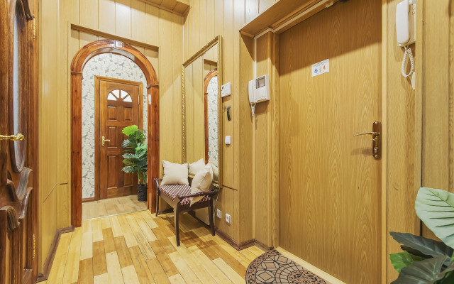 Квартира GM Apartments Уютная двушка рядом с Кремлем и Арбатом