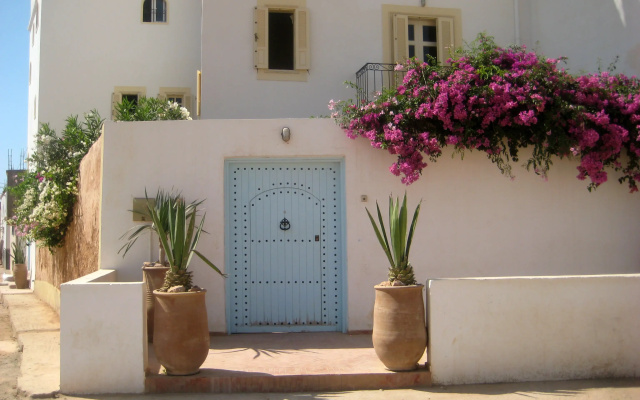 Вилла Tifawin Home & Garden