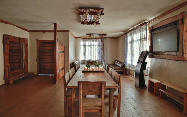 Kottedzh Na Polevoj Guest House
