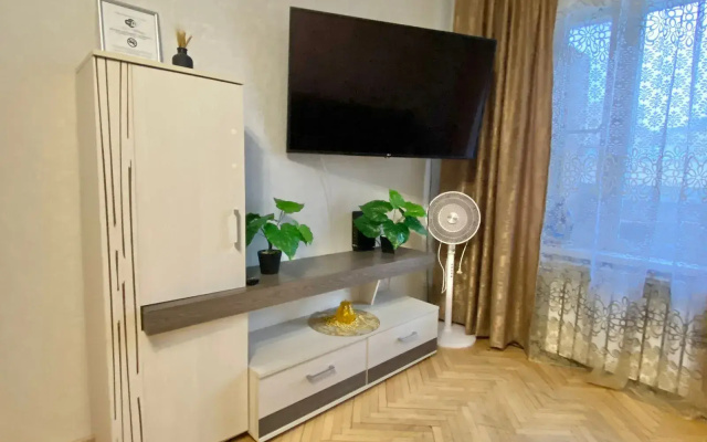 Квартира GoldApart на переулке 6-й Монетчиковский 15/17