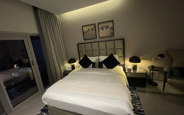 Апартаменты Studio Damac Majestine VIP Manzar Holiday Homes