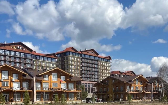 Апартаменты Sports Residence and Business Residence