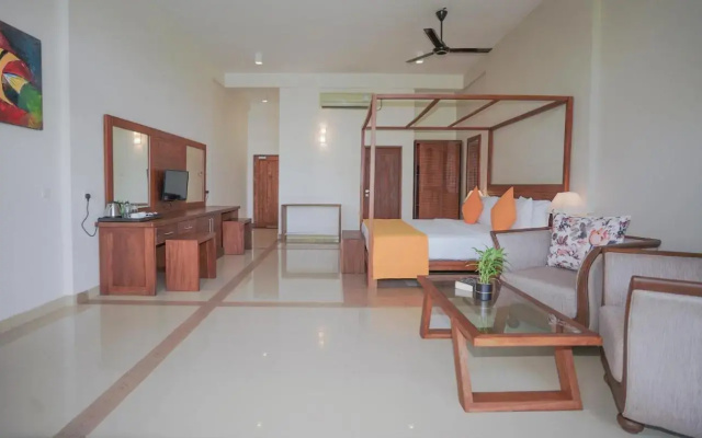 Отель Breeze Pasikudah Resort