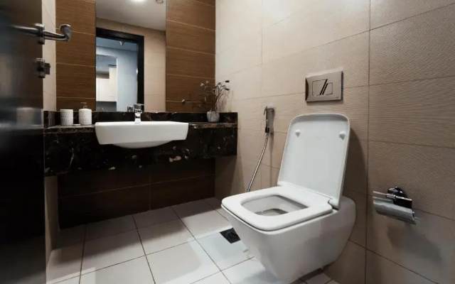 Апартаменты izzzi One Bedroom Sparkle Tower