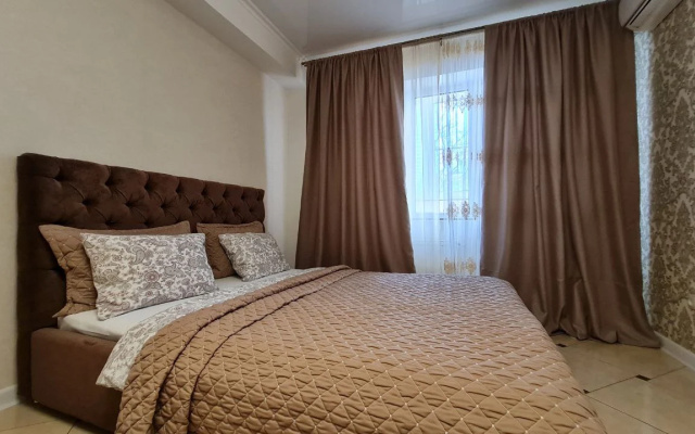 Апартаменты VIP квартиры на Московской by Sutki26
