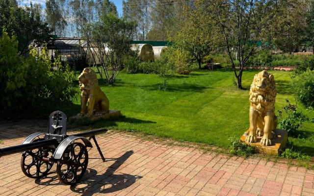 Частный дом с баней на участке 24 сотки