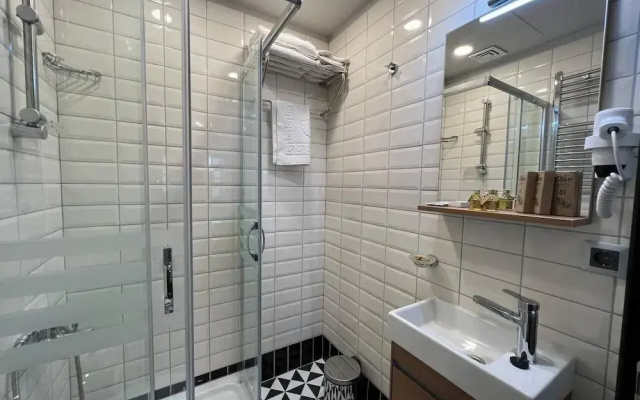 Отель Rafinn Hotel