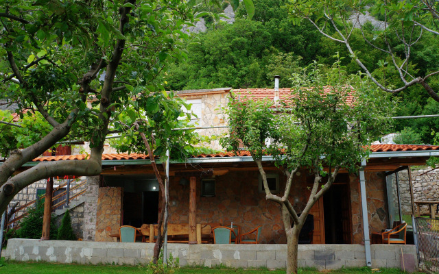 Апартаменты Old House Kontic