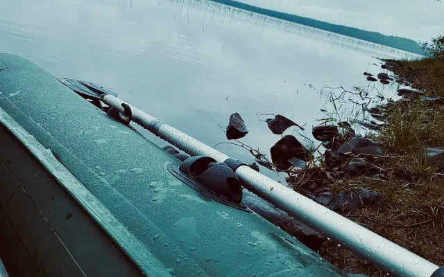 Шале с баней на берегу озера