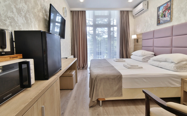 Апартаменты ApartAmore Покровский Парк с Видом на Парк