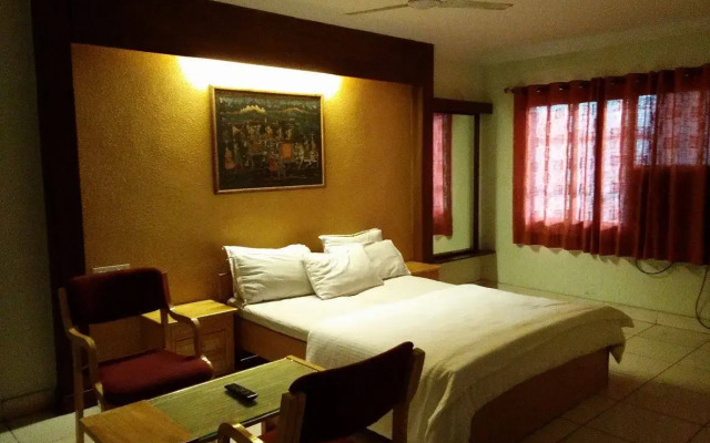 Отель KP Suites