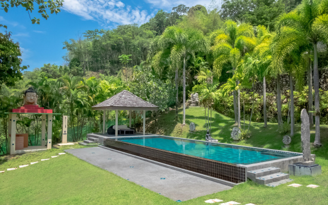 Luxurious ocean view villa with Private Pool and Jacuzzi Villa