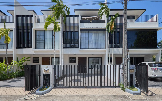 Апартаменты Townhouse Laguna Park 65/124