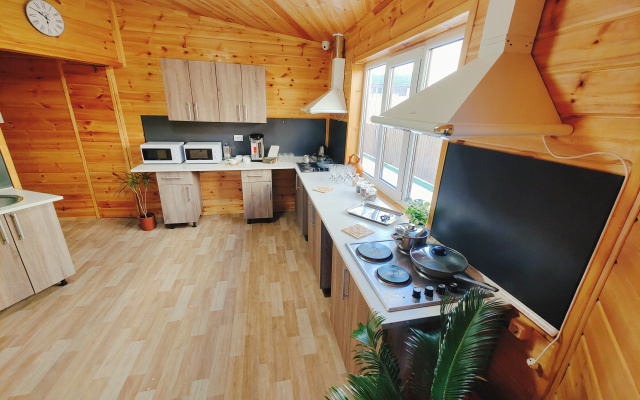 Отель Wood Hotel Topál