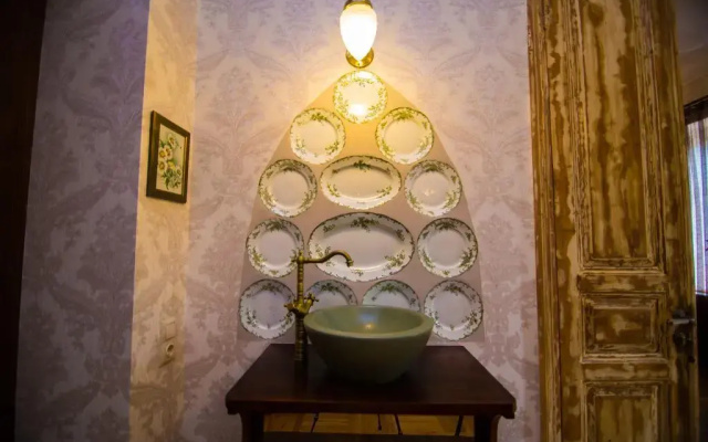 Bloom Boutique Hotel · Tbilisi — photo 17