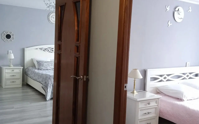 Квартира у Метро