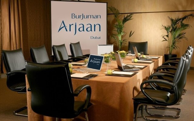 Апартаменты BurJuman Arjaan by Rotana 0