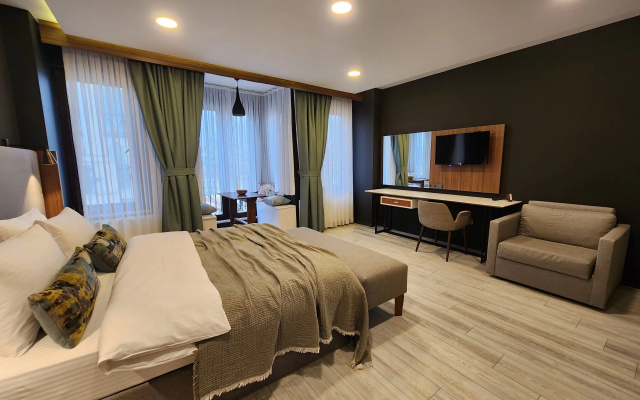 Отель Taksim Landhouse