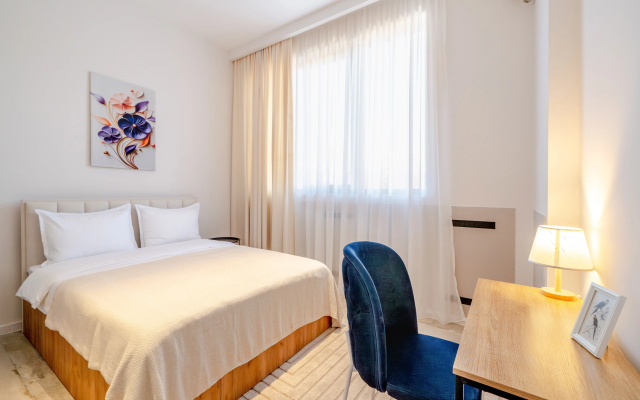 Trekhkomnatniye Niabi Mansard Apartments · Tbilisi — photo 26