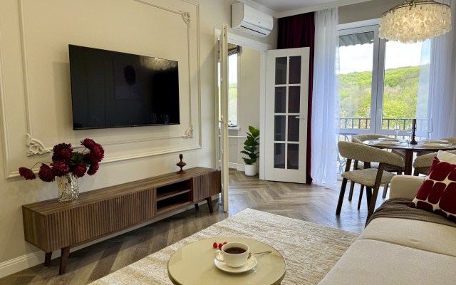 Квартира Дизайнерская напротив Лечебного парка
