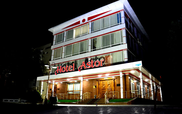 Отель Астор Узбекистан, Самарканд - отзывы, цены и фото номеров - забронировать отель Астор онлайн вид на фасад