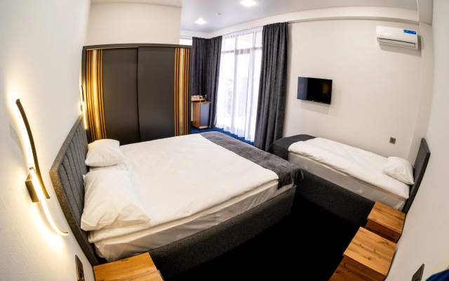 Guest rooms · Tbilisi — photo 27