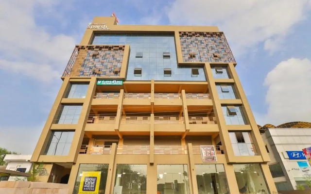 Отель Sparsh Inn - Chandkheda