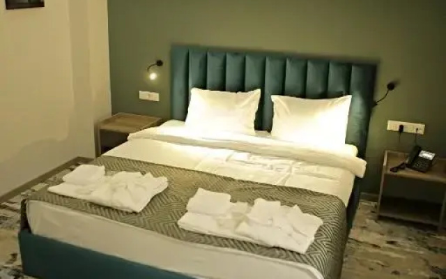 Guest rooms · Tbilisi — photo 19