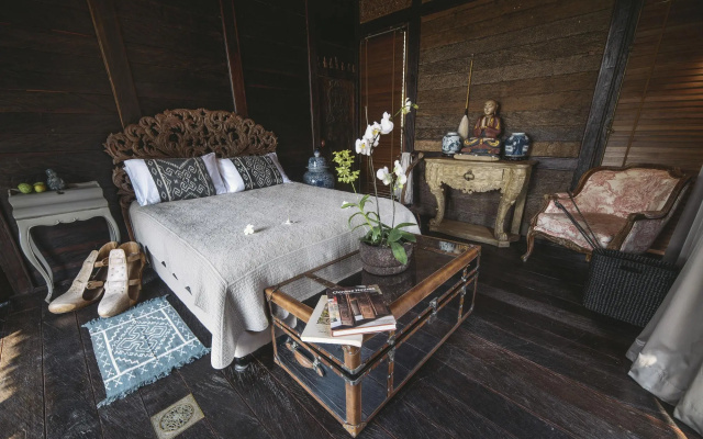 Вилла Absolute Beachfront Villa Laut