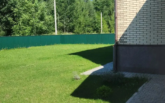 Частный дом уютный рядом с лесом