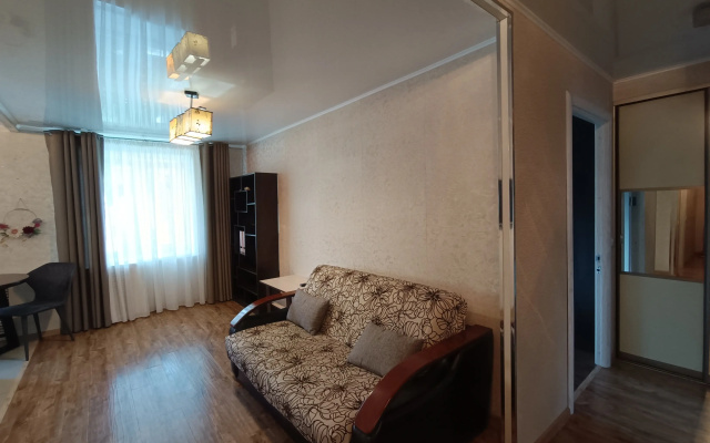 Квартира на Первостроителей 15/2