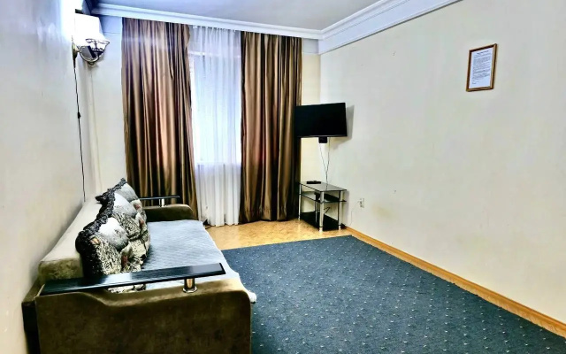Квартира Sutochno Kvartira05