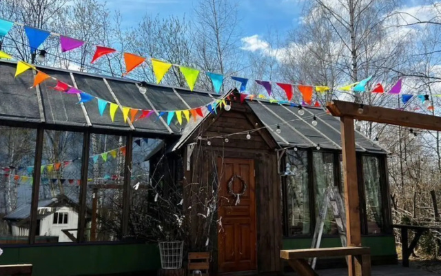 Частный дом Пaнopамный c купeлью