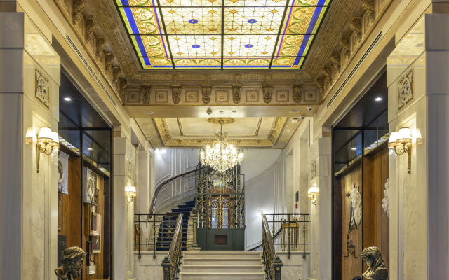 Palazzo Donizetti Istanbul, Tapestry Collection by Hilton