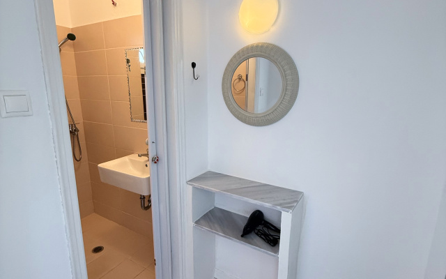 Отель Windmill Rooms