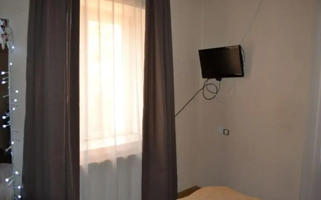 Guest rooms · Tbilisi — photo 13