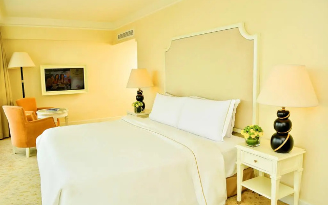 Отель The Kingsbury Colombo Hotel
