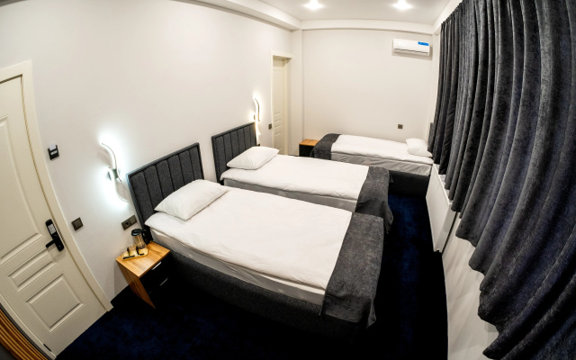 Guest rooms · Tbilisi — photo 30