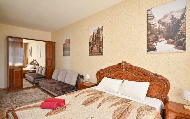 Квартира на Республики 33А