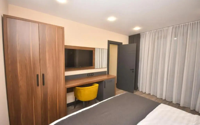 Guest rooms · Batumi — photo 10