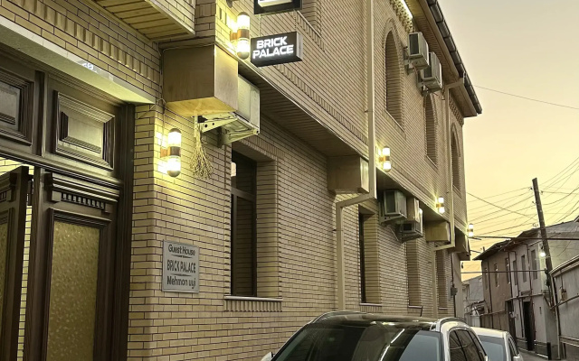 Гостевой дом Brick Palace