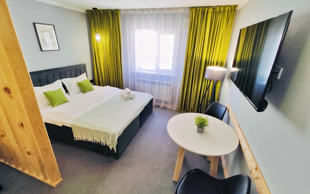 Отель The Apartments 95